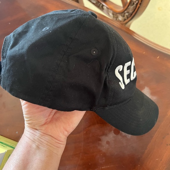 Port and Company Black Security Hat L9 - Picture 4 of 6